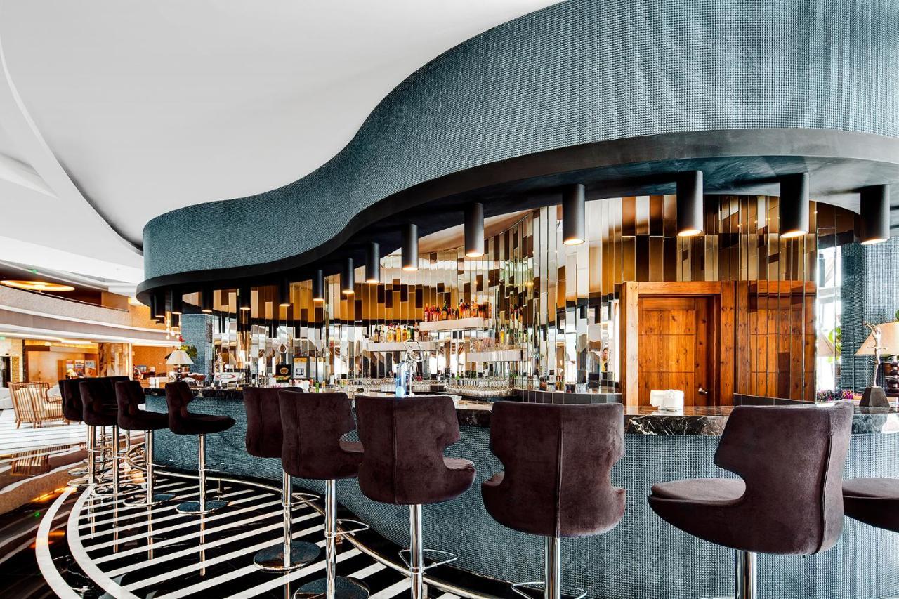 Hotel Tui Magic Life Jacaranda Side Esterno foto The bar at the hotel