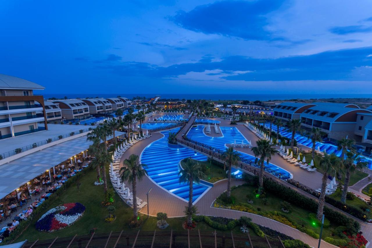 Hotel Tui Magic Life Jacaranda Side Esterno foto Aerial view of the complex