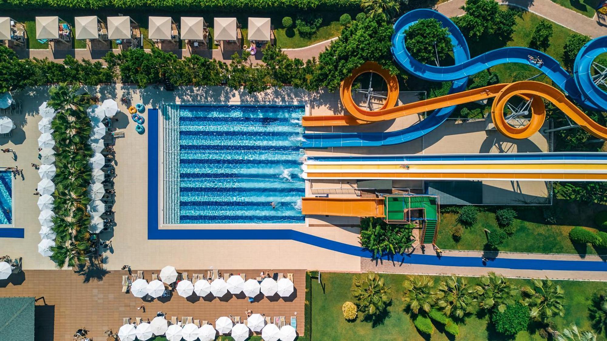 Hotel Tui Magic Life Jacaranda Side Esterno foto Aerial view of the water park